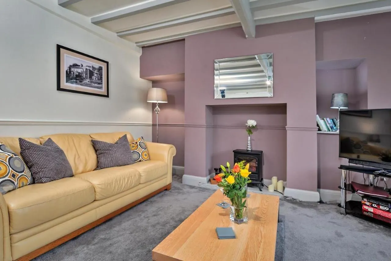 Three Bedroom Countryside Cottage Darley 0*,  Великобритания